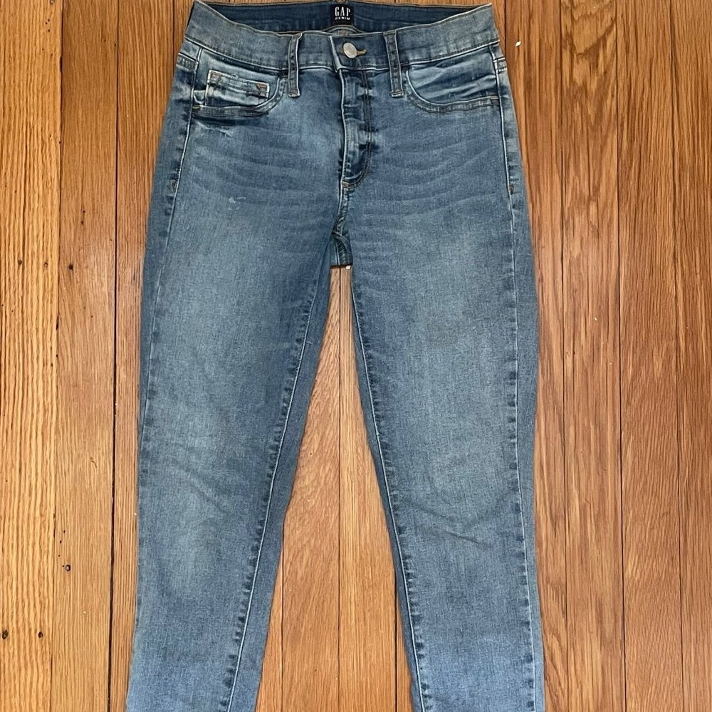 GAP Tight Jeans Size Small - Picture 1 of 5